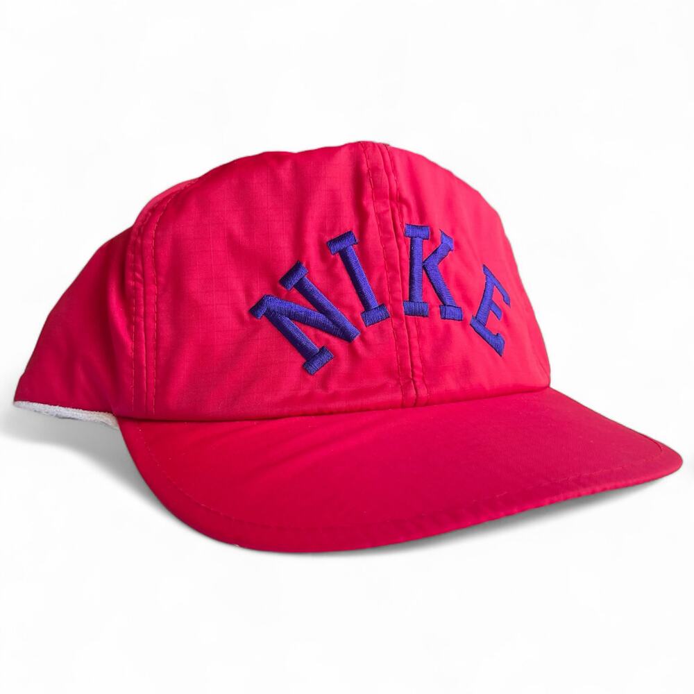 Vintage Nike Nylon Ripstop Embroidered Spellout Snapback Hat Dad Streetwear Red